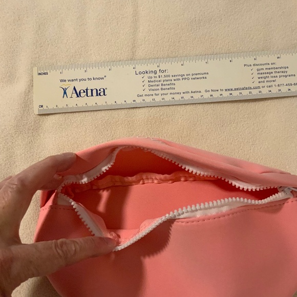 New Covergirl Beltbag - Picture 3 of 3